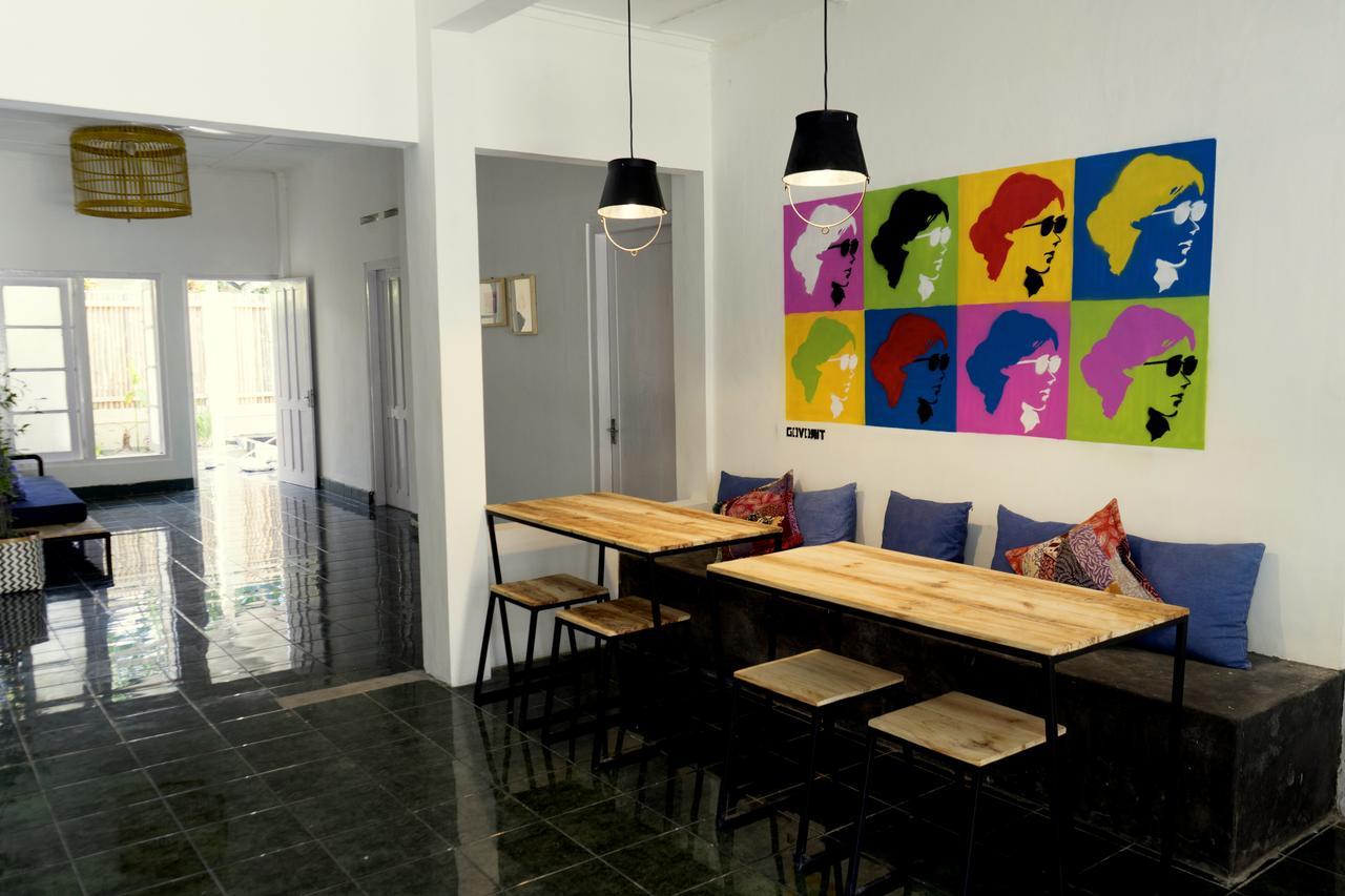 Pondok Sare Hostel Yogyakarta Exterior photo
